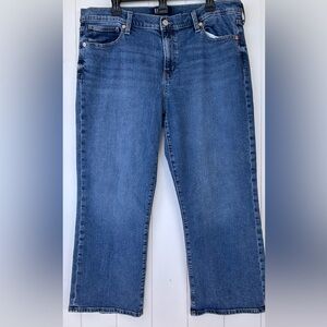 GAP Denim Women’s Kick Fit Jeans Medium Wash Size 18/34R